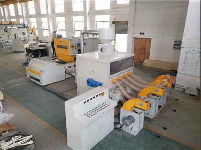 Helautomatisk kuddfyllning monteringslinje